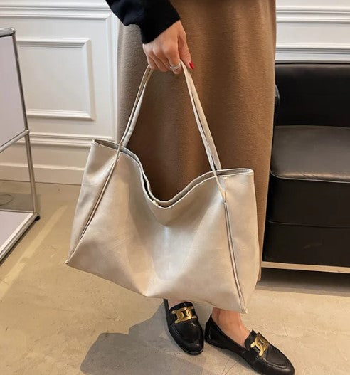 Bolso de hombro de cuero