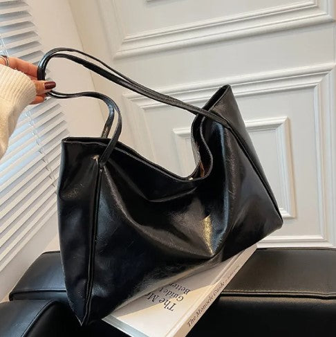 Bolso de hombro de cuero
